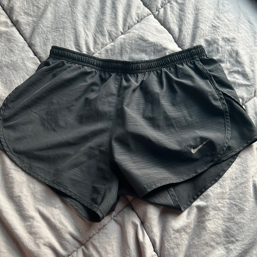 Nike dri-fit black running shorts womens xs slightly worn